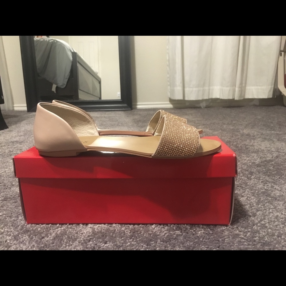 Guess Blush Rhinestone Sandals Size 7.5 - Picture 3 of 7